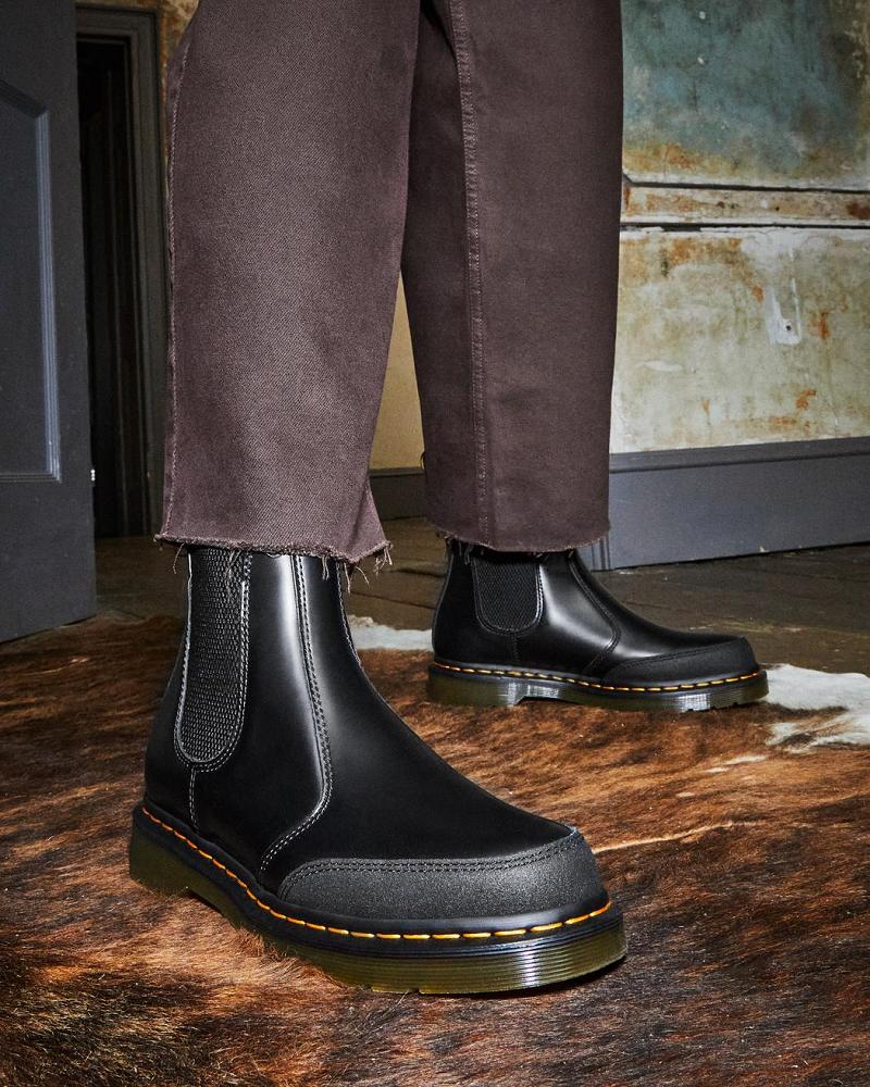 Men's Dr Martens 2976 Guard Panel Leather Chelsea Boots Black | AU 482NWY